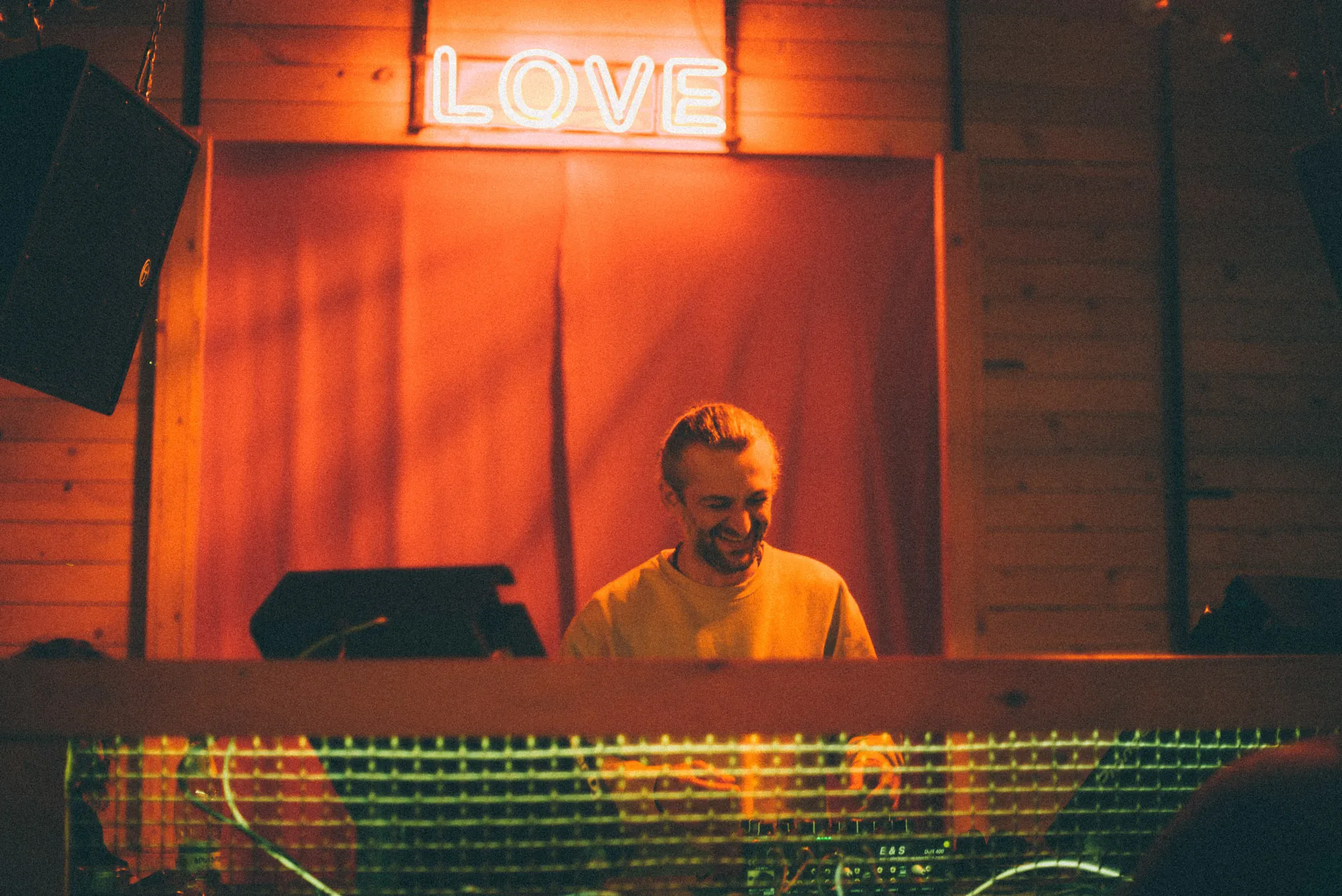 Love Bar